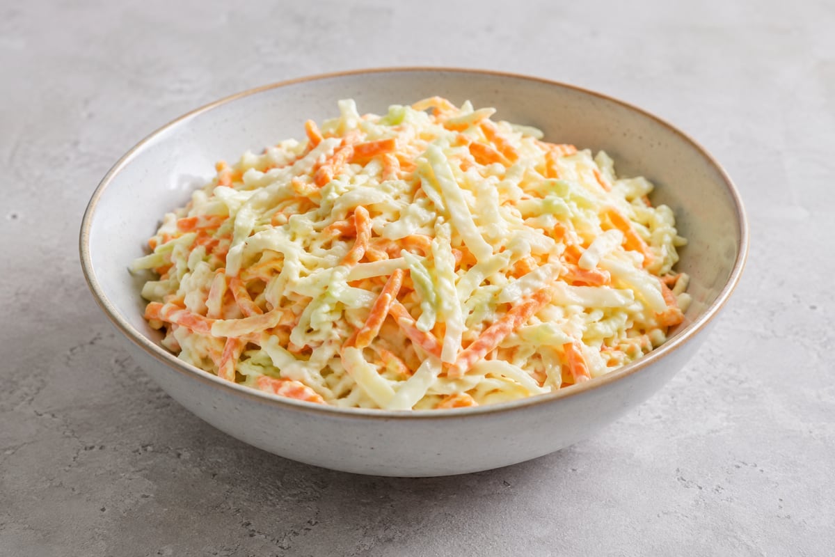 Hvidkålssalat (coleslaw)